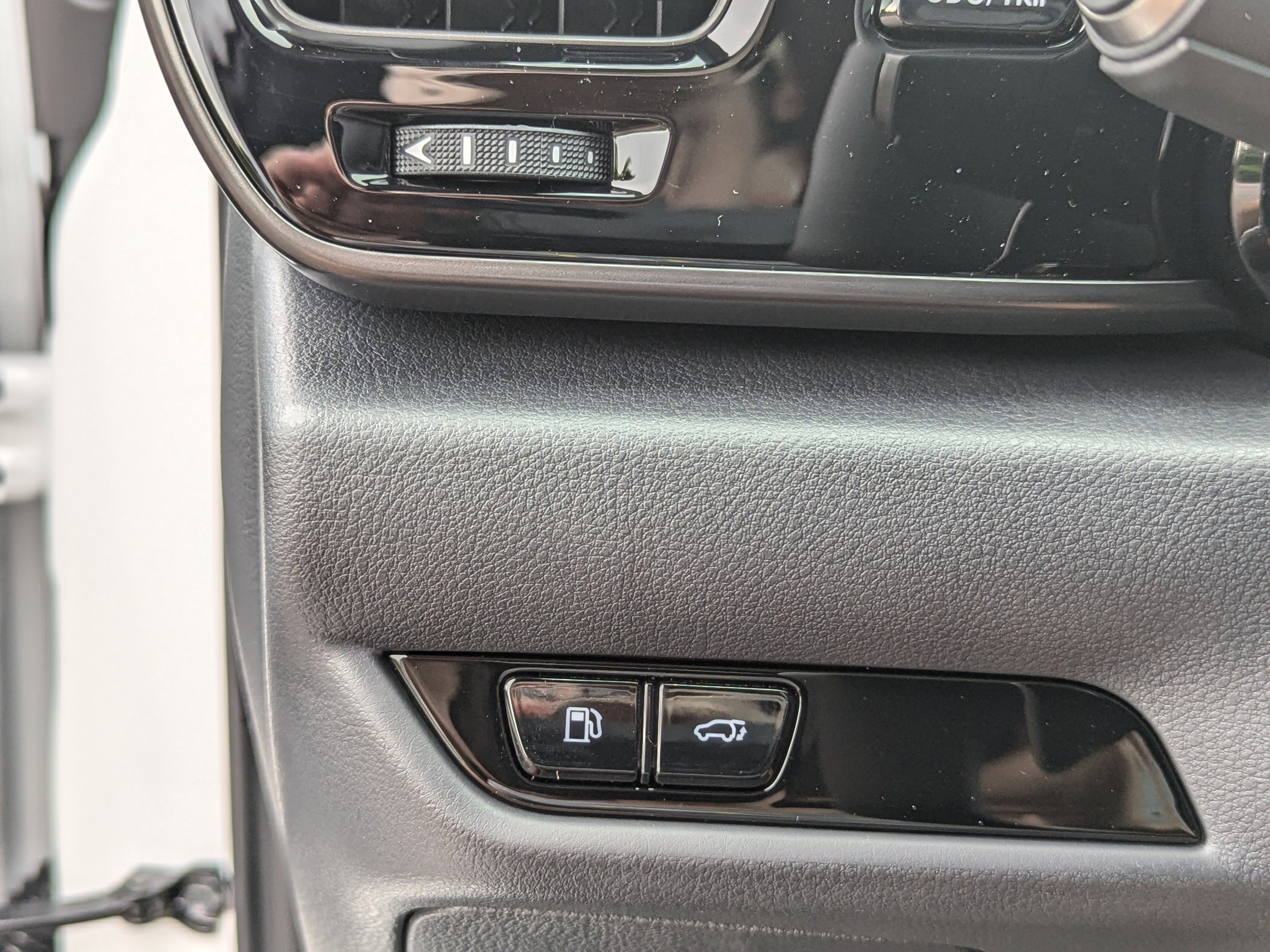 2026 Lexus NX 350 Premium photo 32