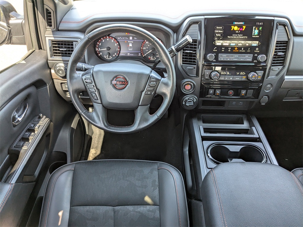 2024 Nissan Titan PRO-4X photo 17