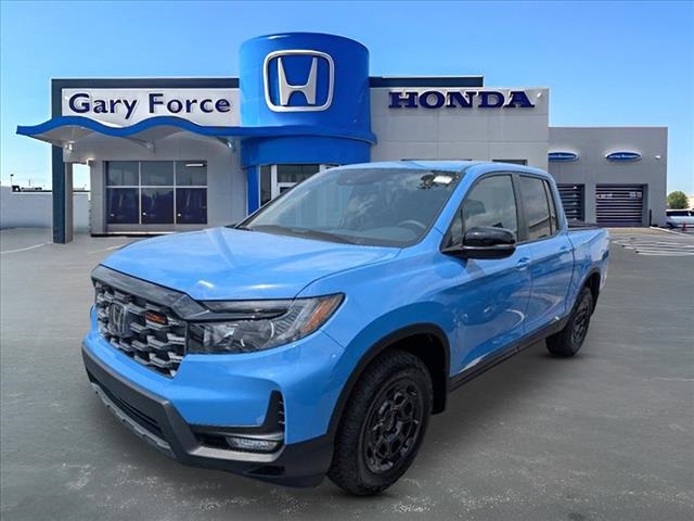 2025 Honda Ridgeline TrailSport photo 2