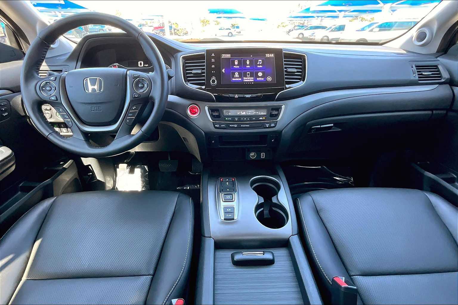 2023 Honda Ridgeline RTL photo 13