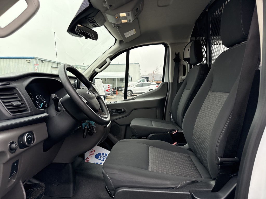 2024 Ford Transit photo 3