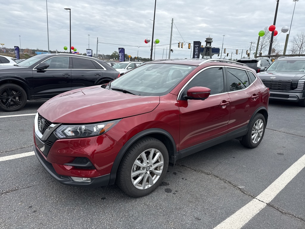 2022 Nissan Rogue Sport SV's photo