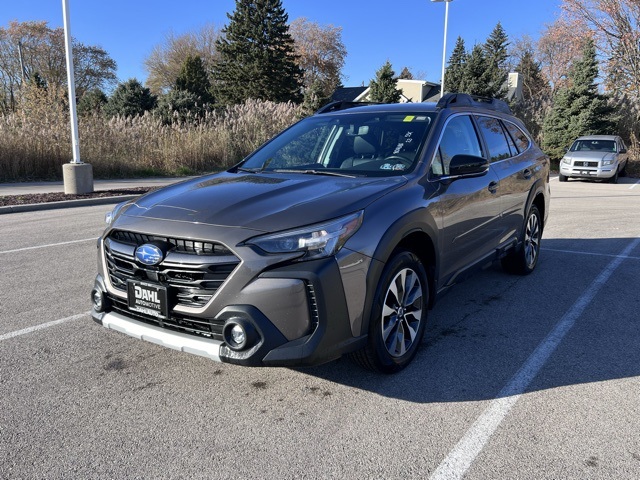 2023 Subaru Outback Limited photo 3