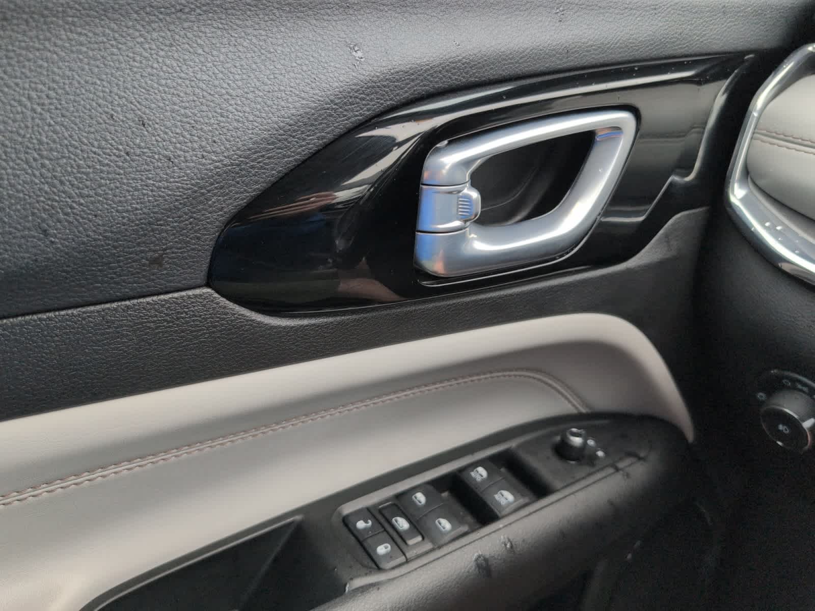 2022 Jeep Compass Limited photo 9