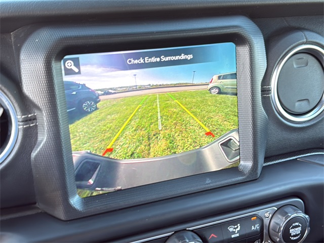 2020 Jeep Gladiator Overland photo 23