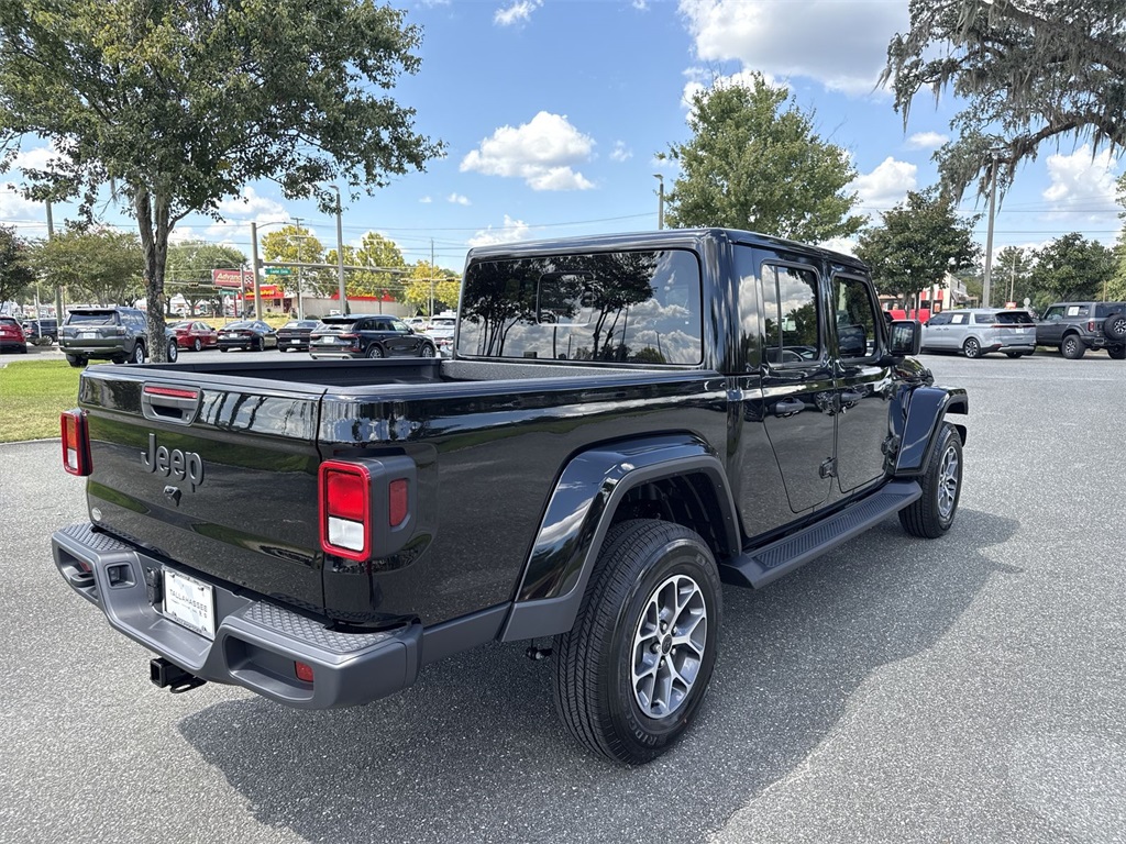 2025 Jeep Gladiator Sport S photo 3