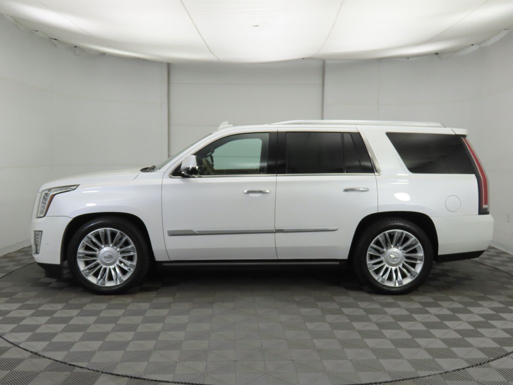 2017 Cadillac Escalade Platinum photo 8