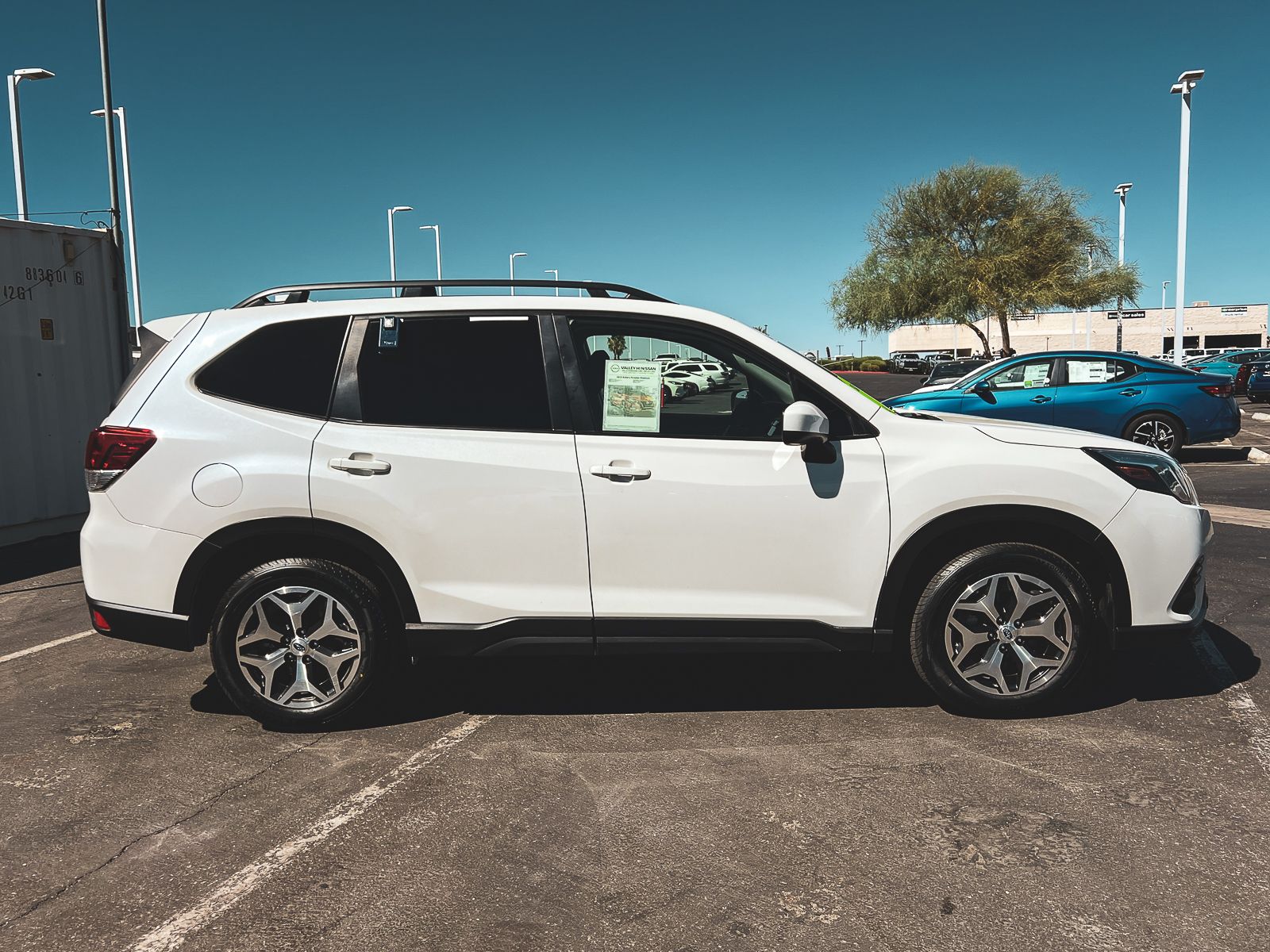 2023 Subaru Forester Premium photo 9