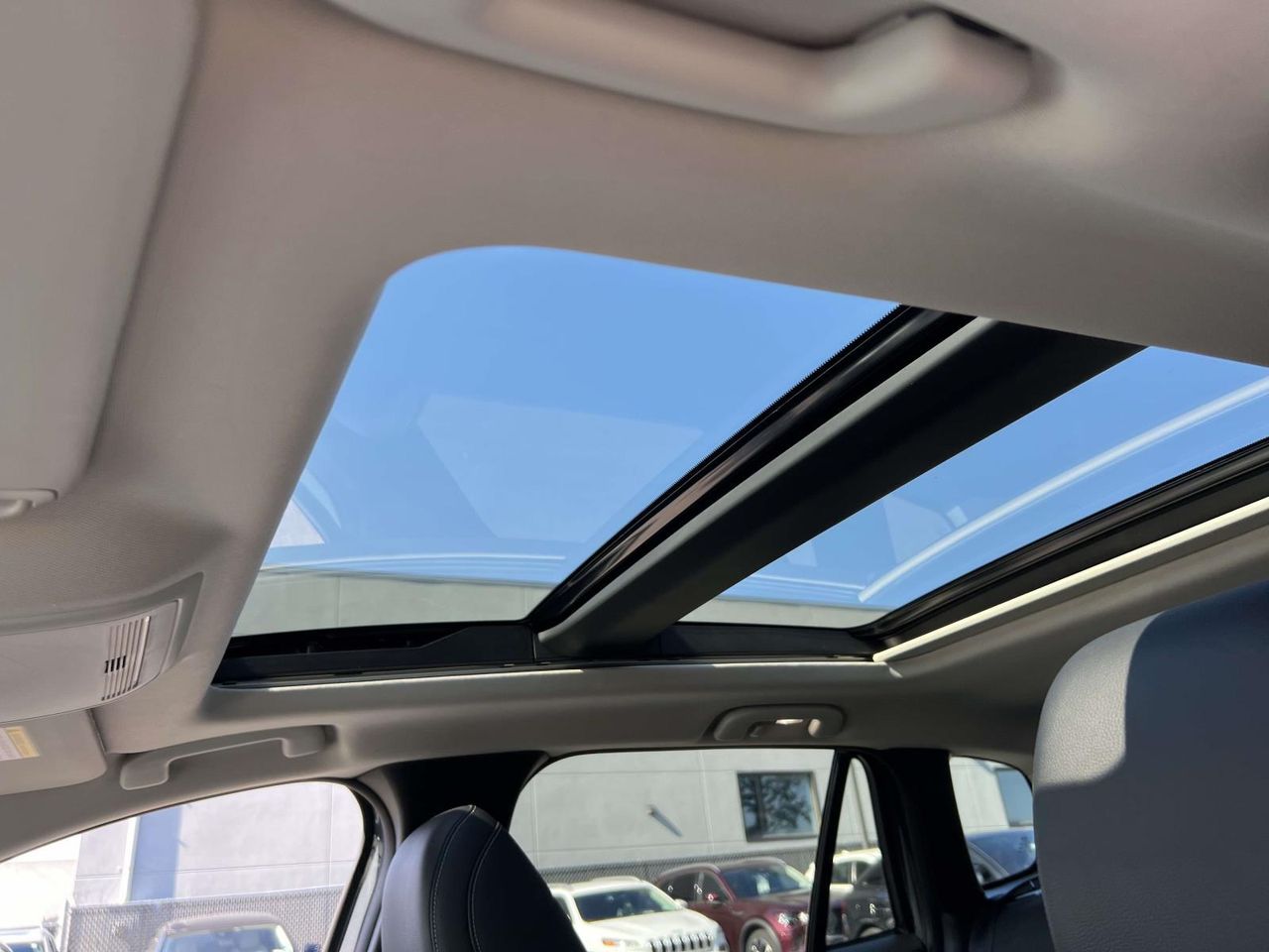 2023 Mazda CX-50 2.5 Preferred Plus photo 17