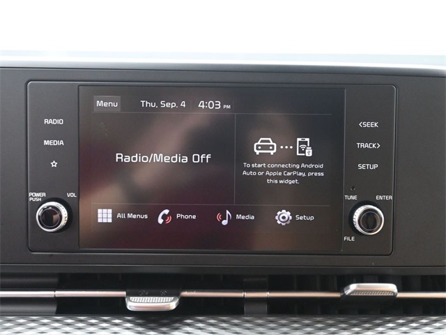 2024 Kia Carnival LX photo 6