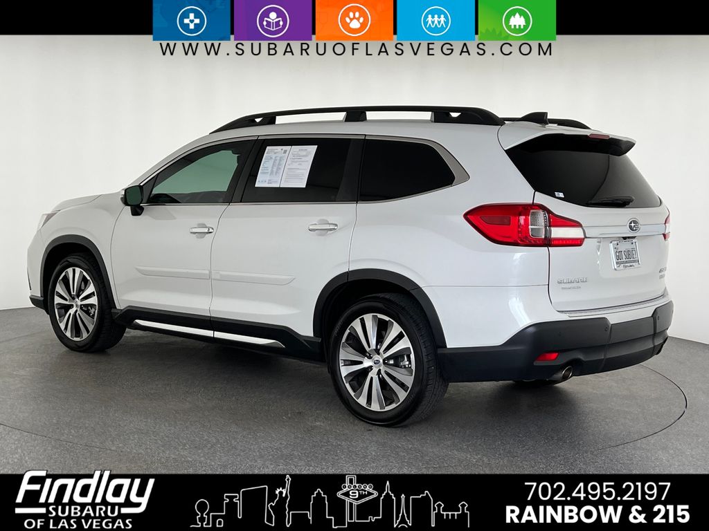 2022 Subaru Ascent Touring photo 3