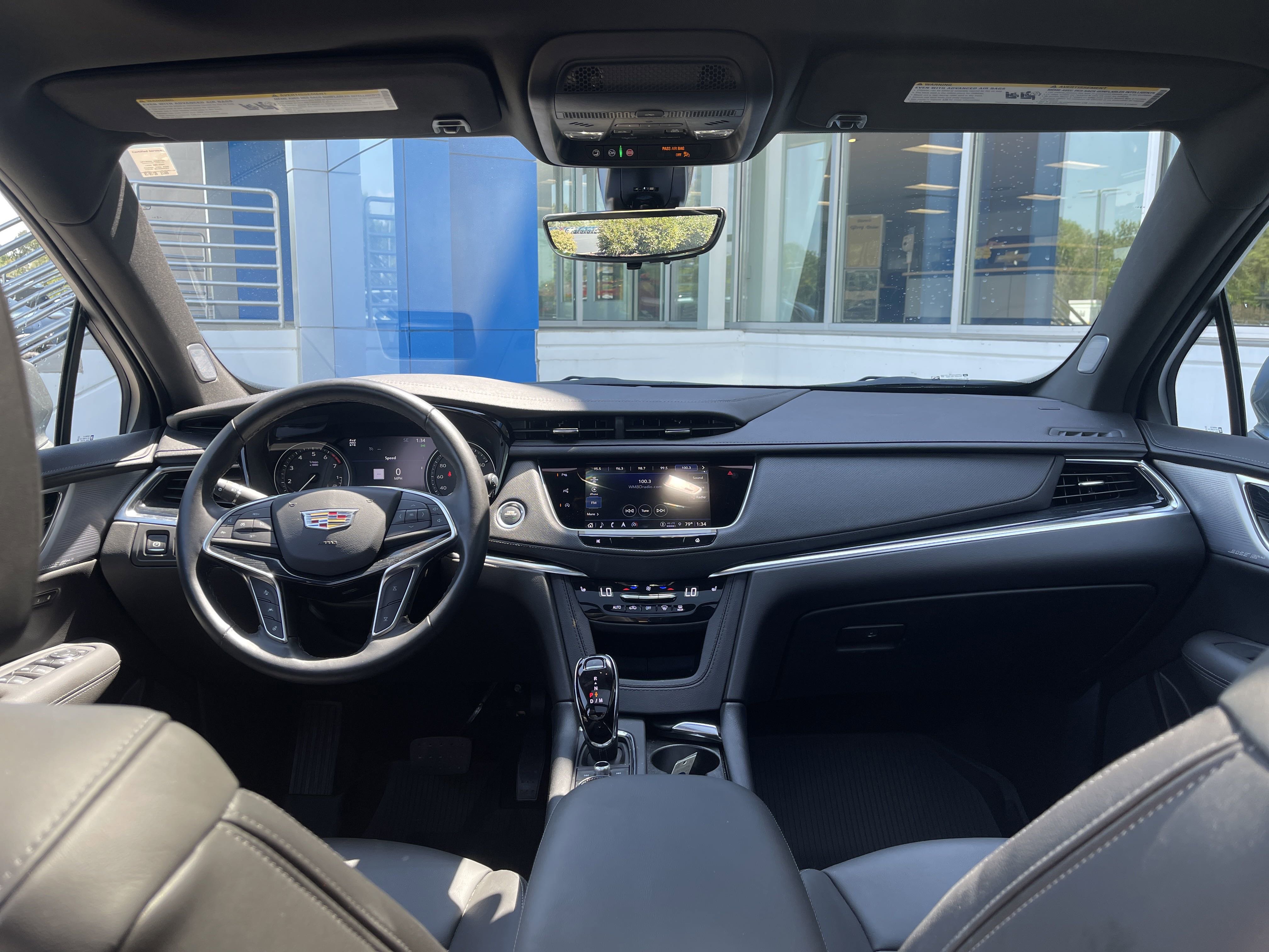 2025 Cadillac XT5 Premium Luxury photo 3