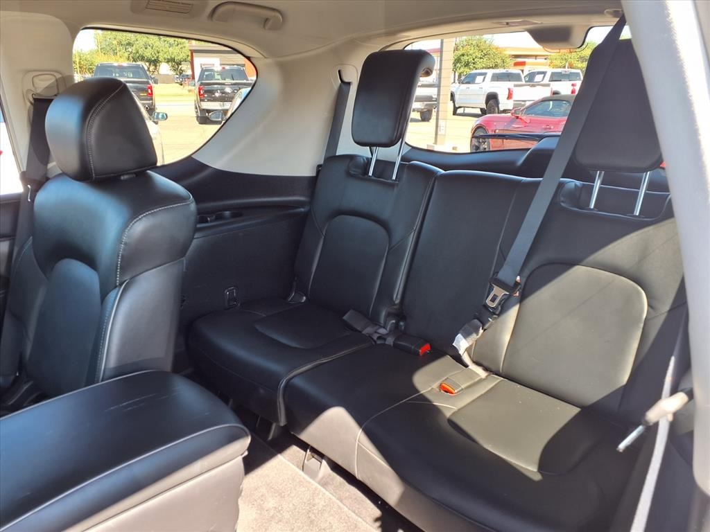 2024 Infiniti QX80 Luxe photo 4