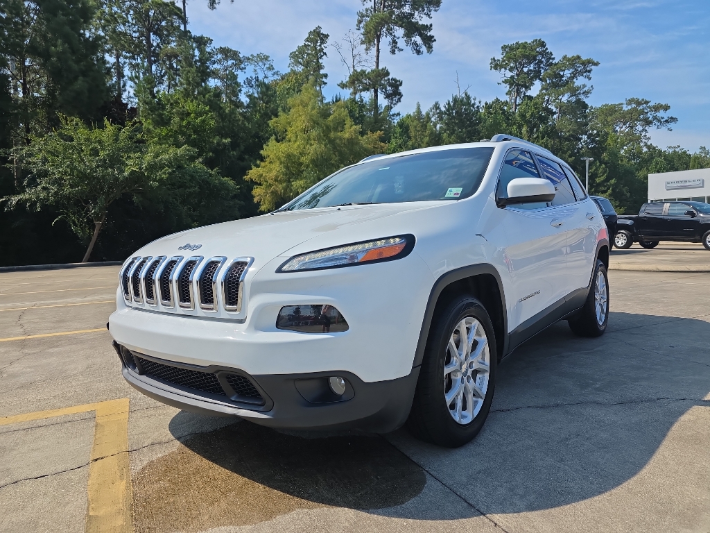 2017 Jeep Cherokee Latitude photo 3