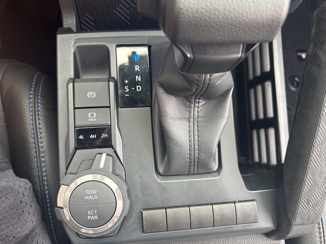 2024 Toyota Tacoma SR5 photo 14