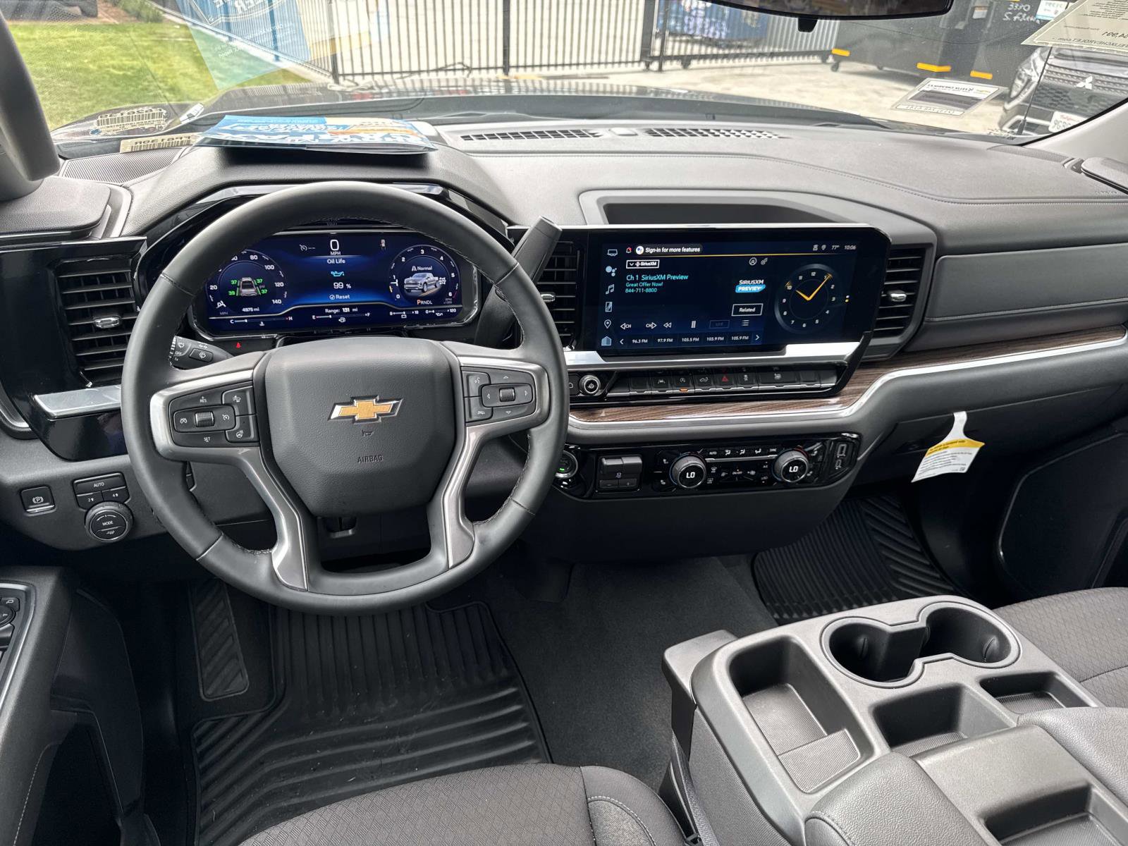 2025 Chevrolet Silverado 1500 LT photo 10