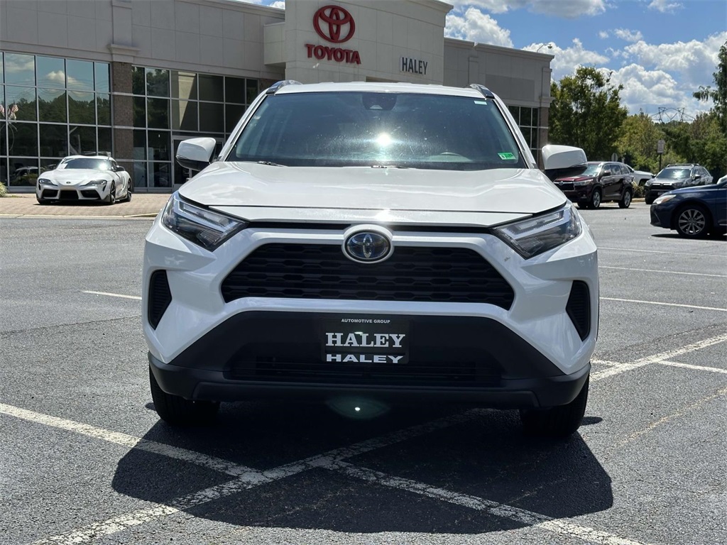 2024 Toyota RAV4 Hybrid XLE photo 22