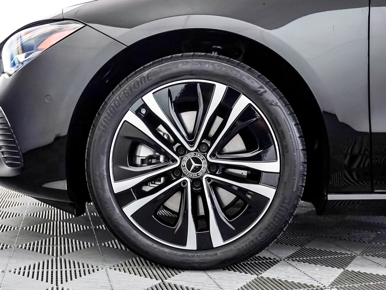 2026 Mercedes Benz CLA 250 photo 4