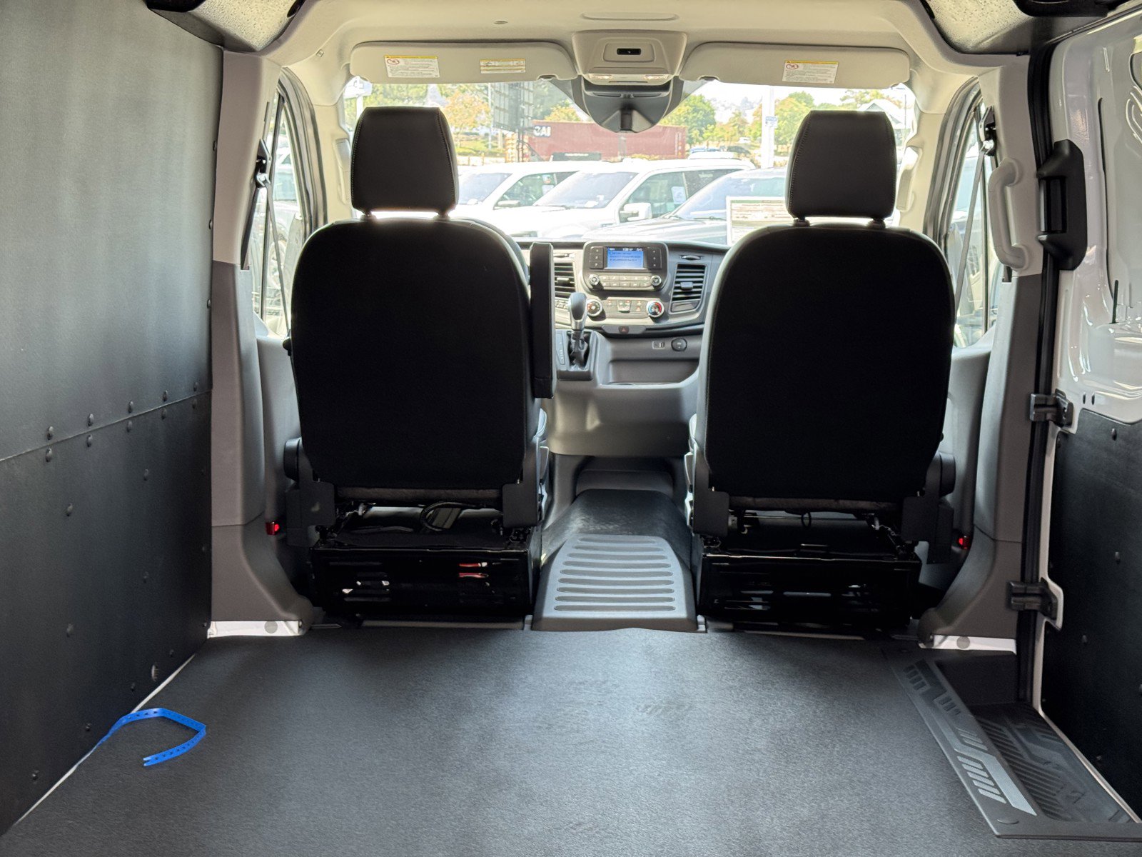 2025 Ford Transit photo 7