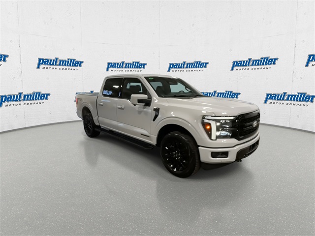 2025 Ford F-150 Lariat photo 2