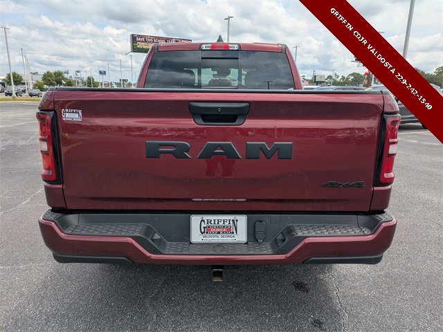 2025 Ram 1500 Tradesman photo 4