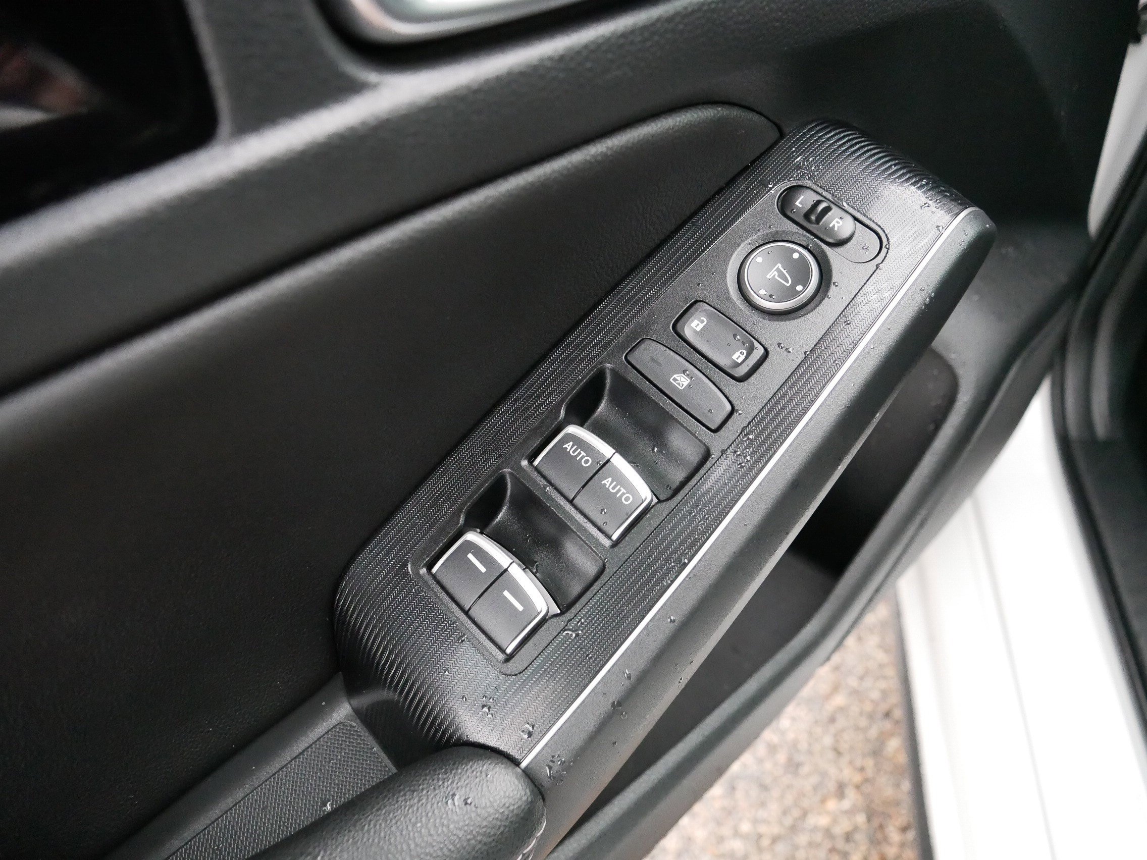 2023 Honda Civic Hatchback Sport Touring photo 17