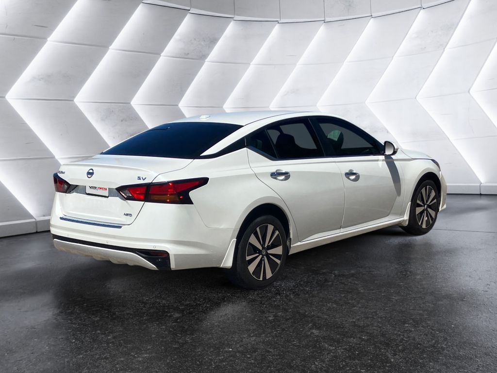 2022 Nissan Altima 2.5 SV photo 4