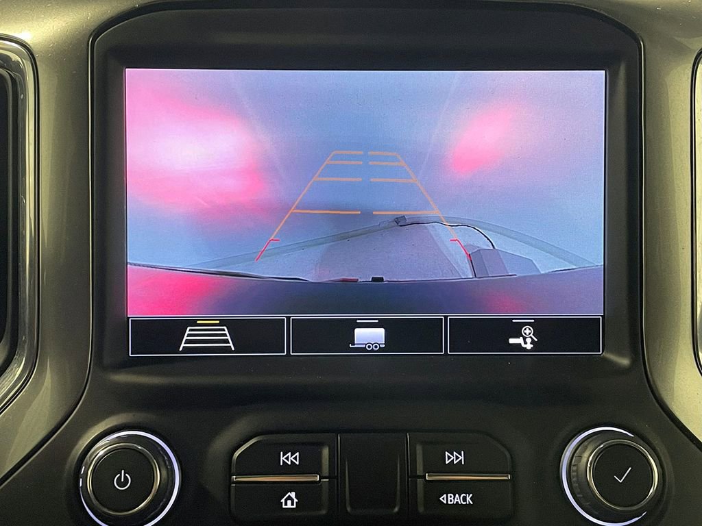 2020 Chevrolet Silverado 1500 RST photo 3