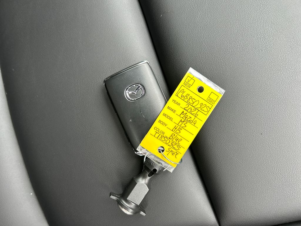 2026 Mazda Mazda3 2.5 Select Sport Base photo 22