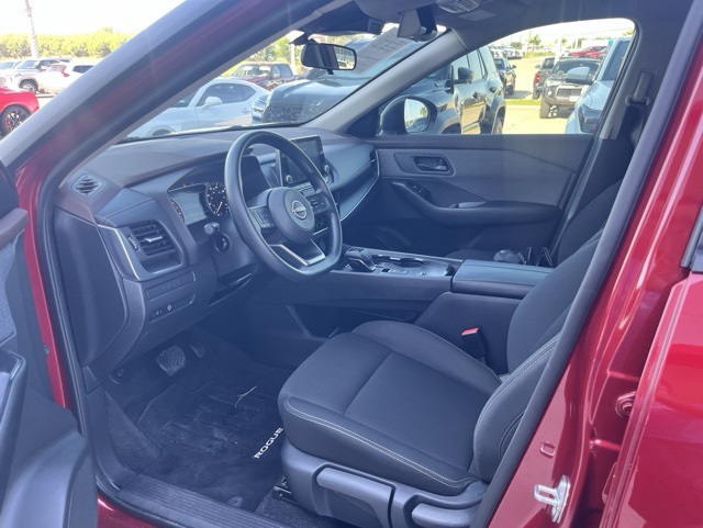 2023 Nissan Rogue S photo 6