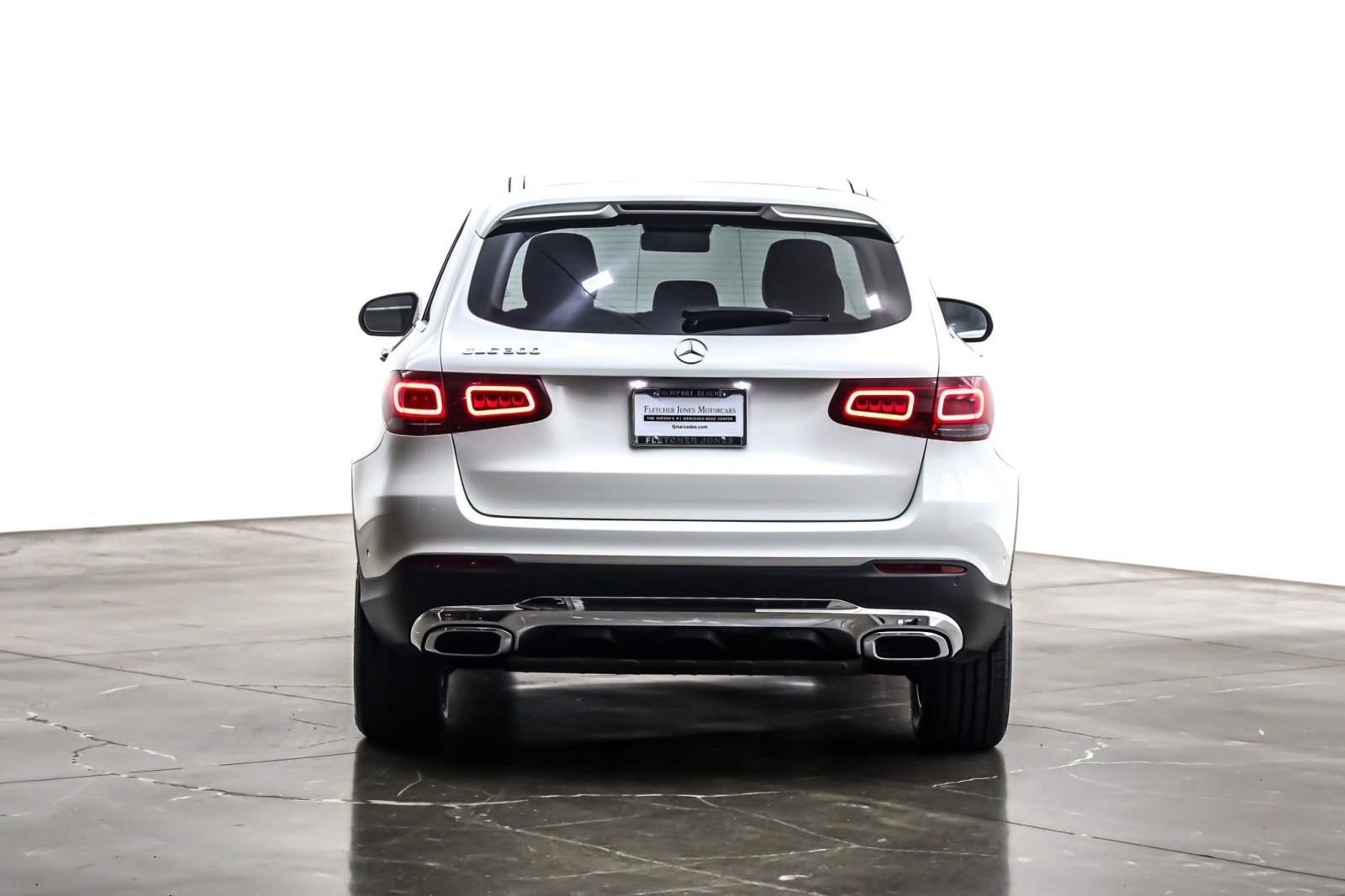 2022 Mercedes Benz GLC 300 photo 3