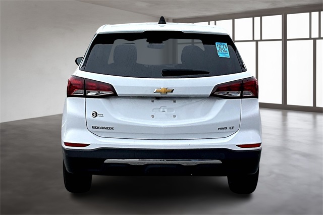 2023 Chevrolet Equinox LT photo 4