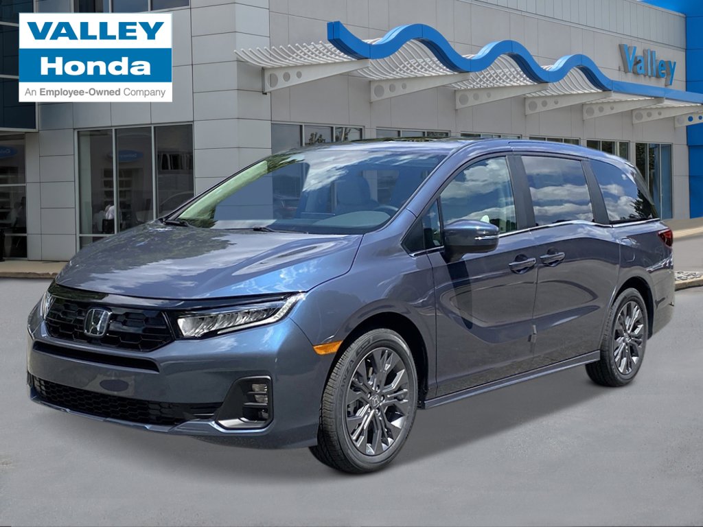 2026 Honda Odyssey Touring's photo