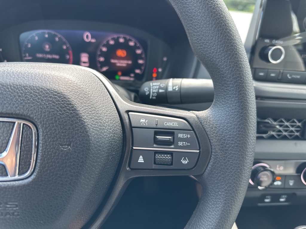 2025 Honda Accord LX photo 28