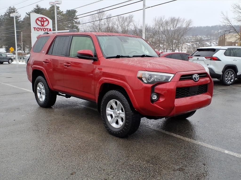 2022 Toyota 4Runner SR5's photo