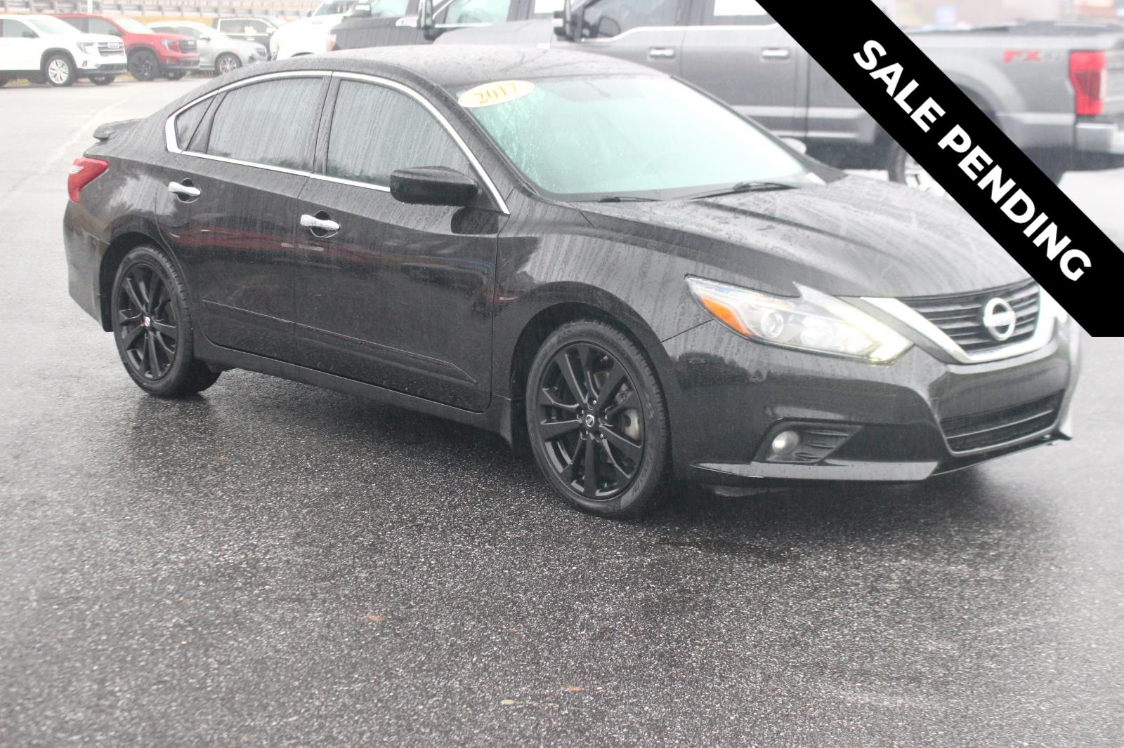 2017 Nissan Altima SR