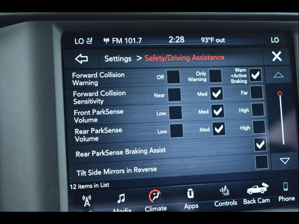 2021 Ram 1500 Laramie photo 9