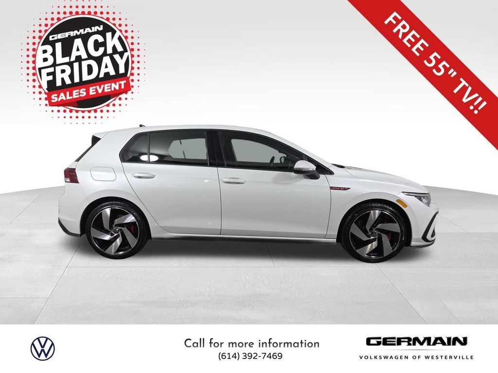 2023 Volkswagen Golf GTI SE photo 4