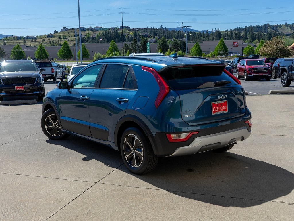 2025 Kia Niro EX photo 4