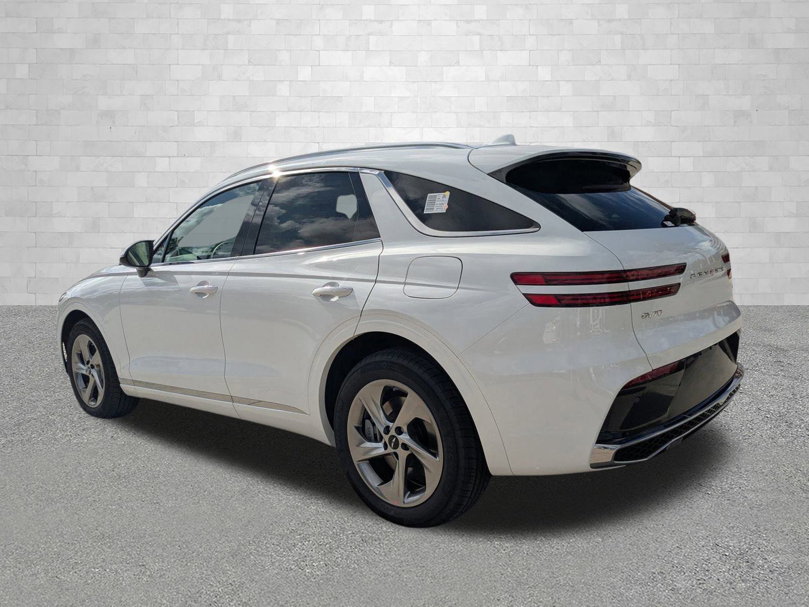 2026 Genesis GV70 2.5T Select photo 3