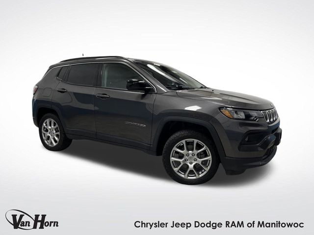 2022 Jeep Compass Latitude Lux
