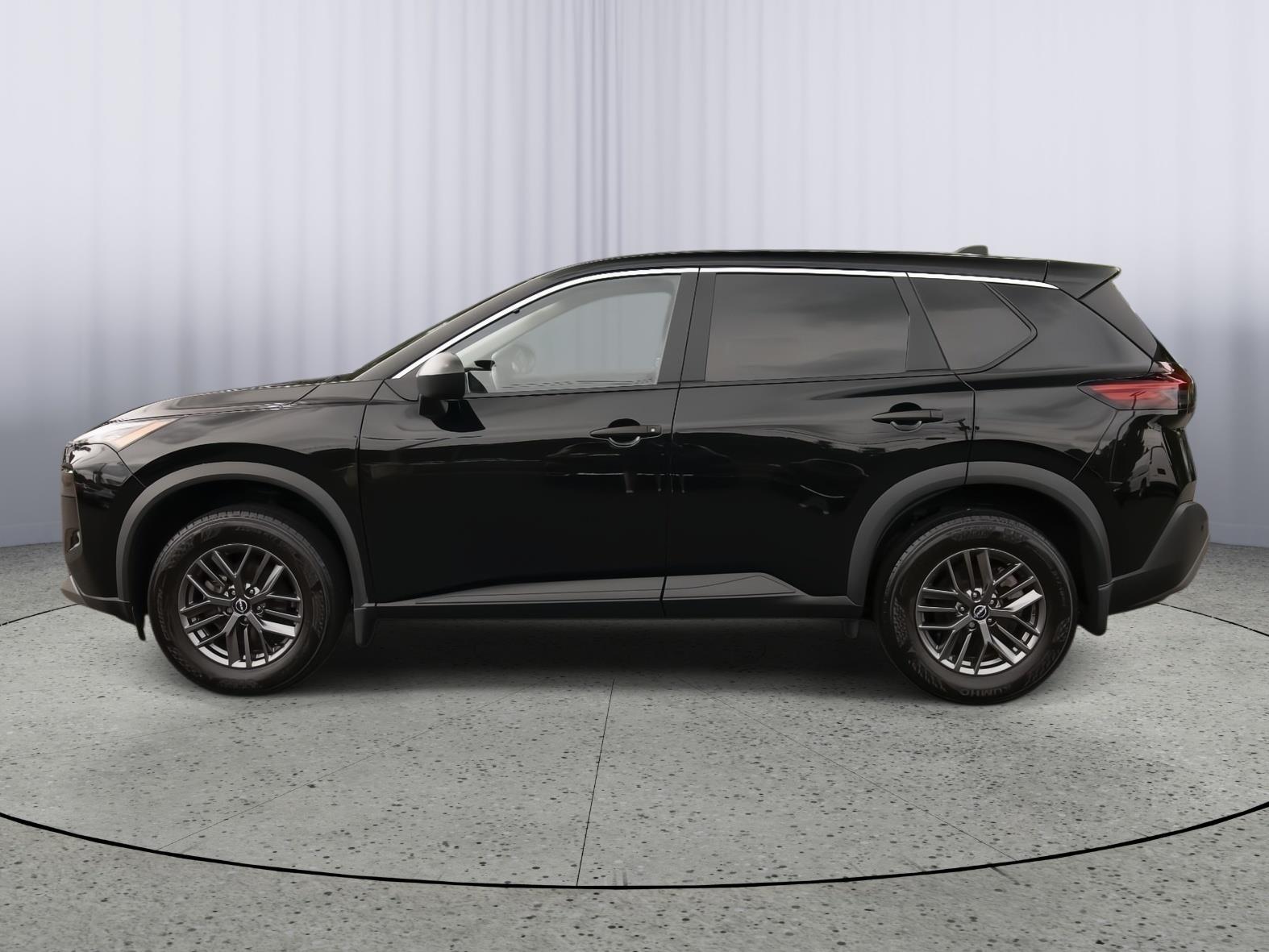 2023 Nissan Rogue S photo 18