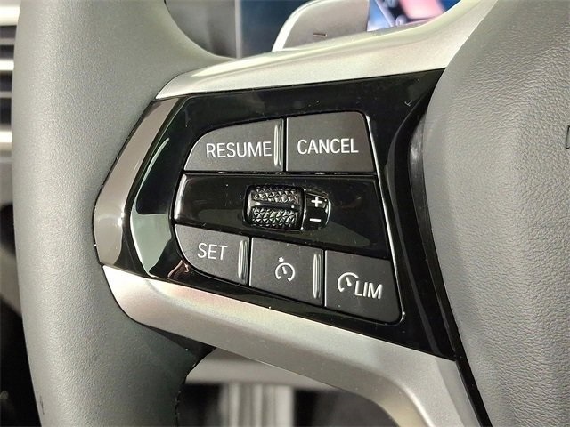 2025 Bmw 330i xDrive photo 17