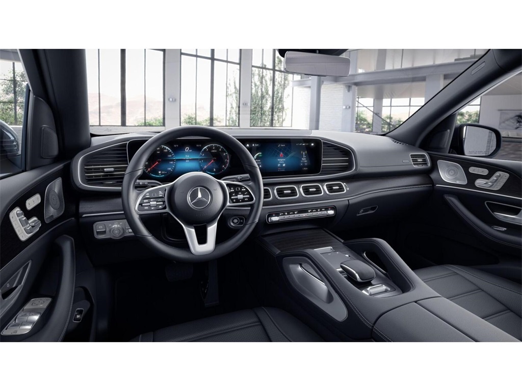 2023 Mercedes Benz GLS 450 4MATIC photo 3