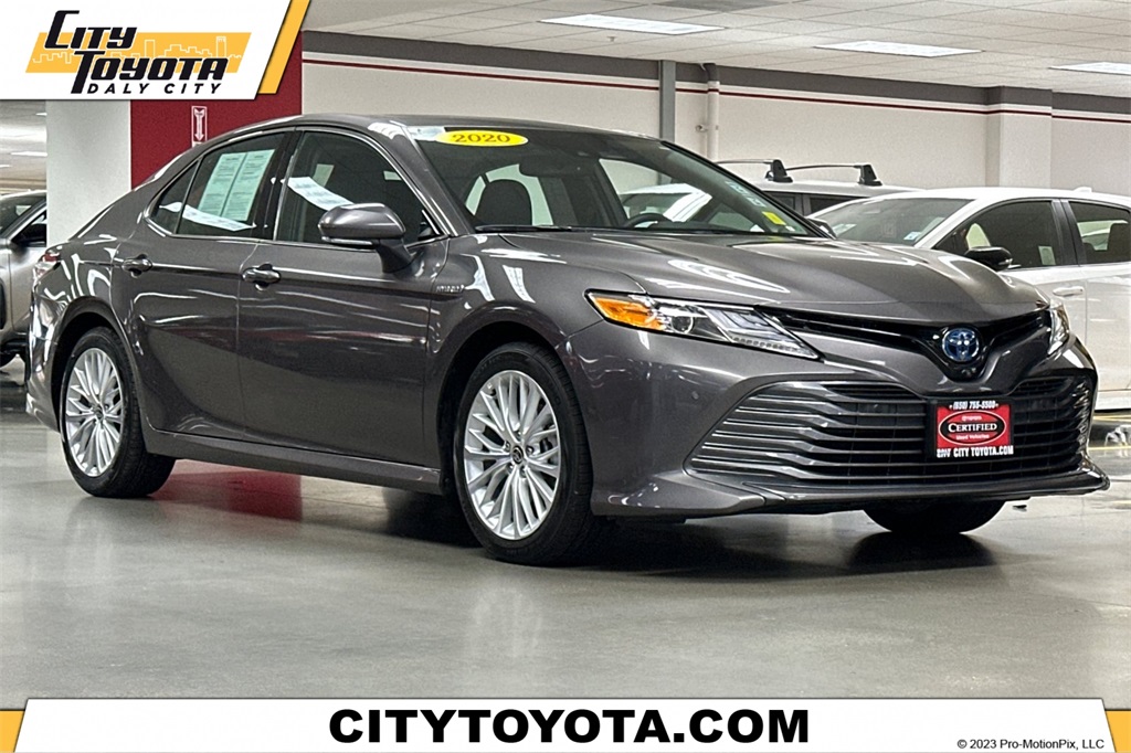 2020 Toyota Camry XLE