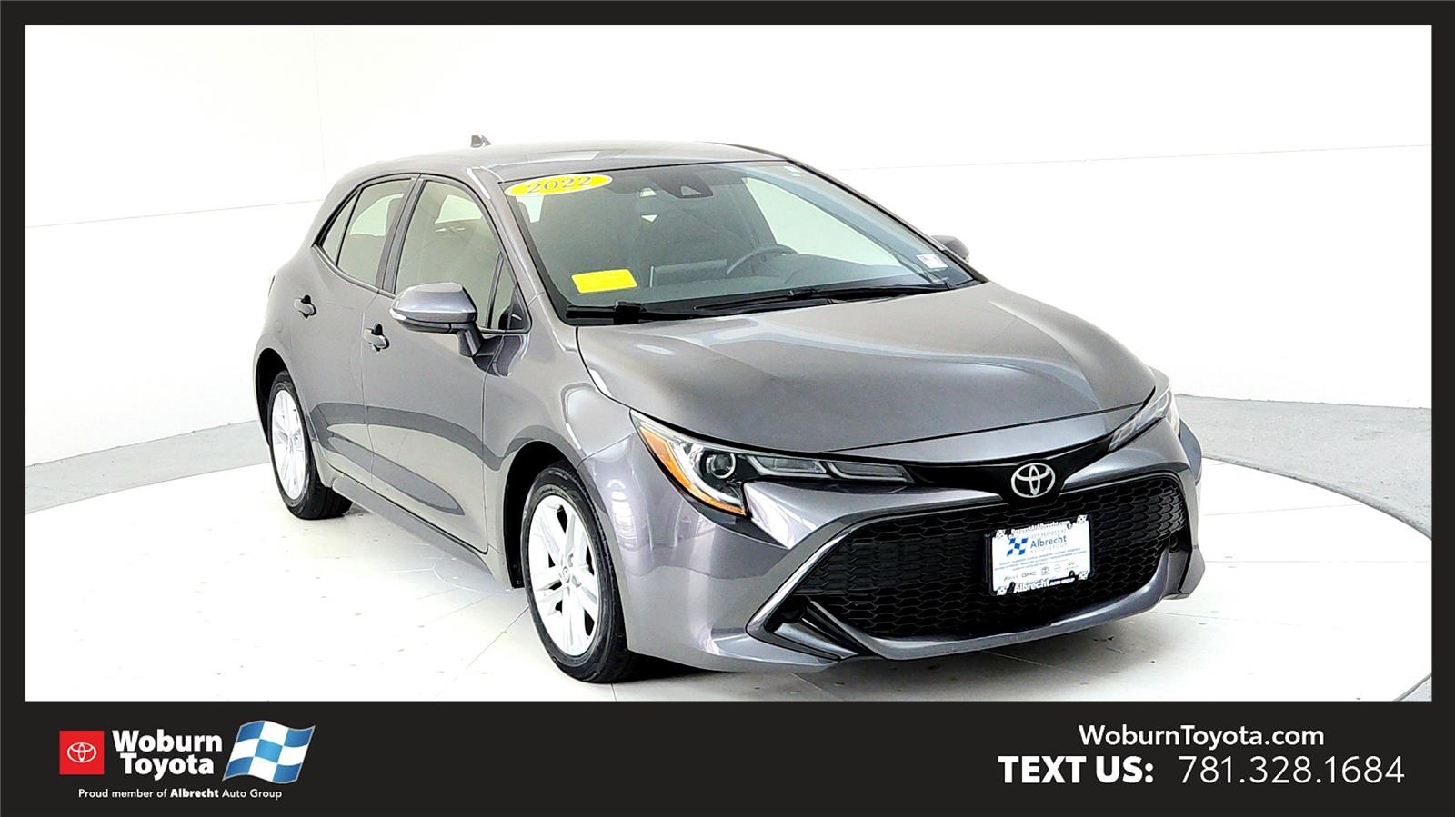 2022 Toyota Corolla Hatchback SE's photo