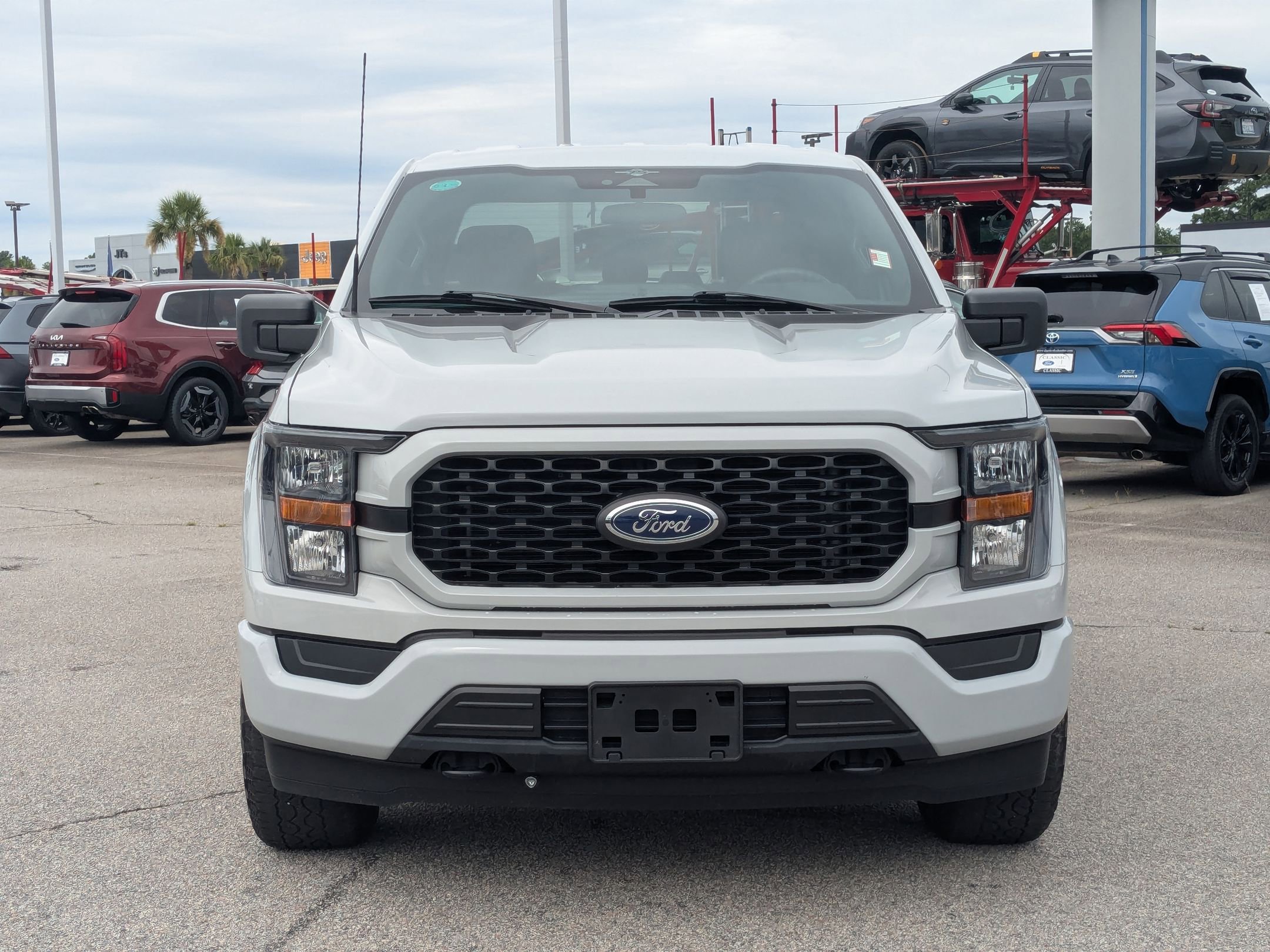 2023 Ford F-150 XL photo 2