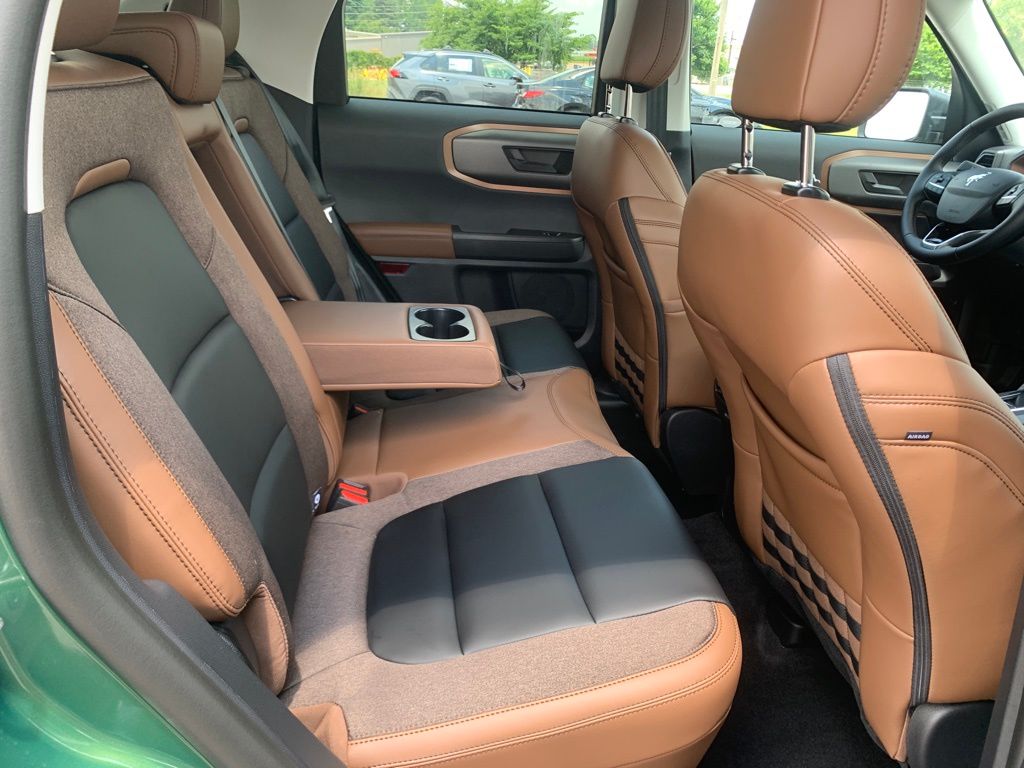 2025 Ford Bronco Sport Outer Banks photo 23