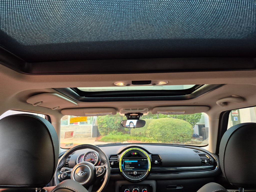 2019 Mini Cooper Base S ALL4 photo 8