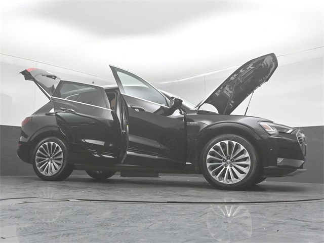 2019 AUDI E-TRON - Image 54